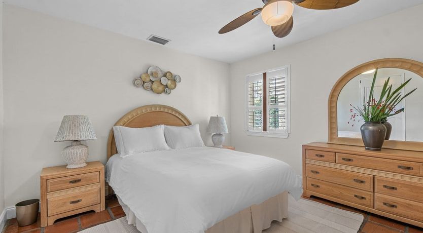 Photo of Palm to Palm