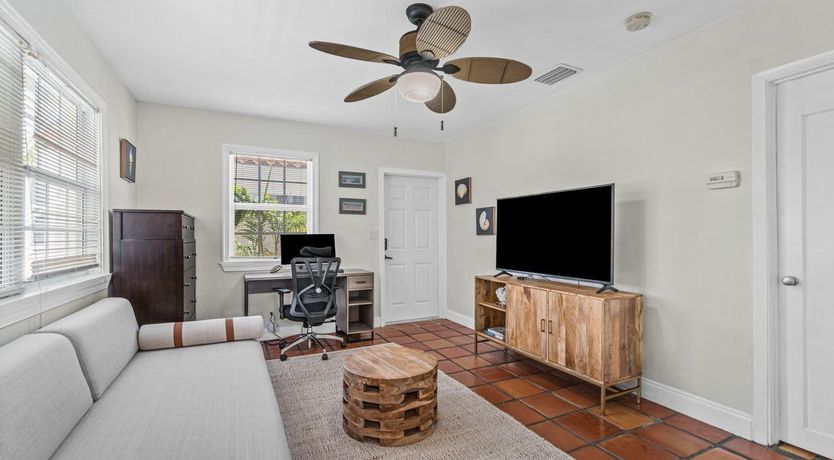 Photo of Palm to Palm