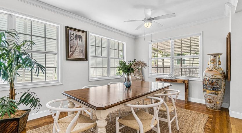 Photo of Palm to Palm