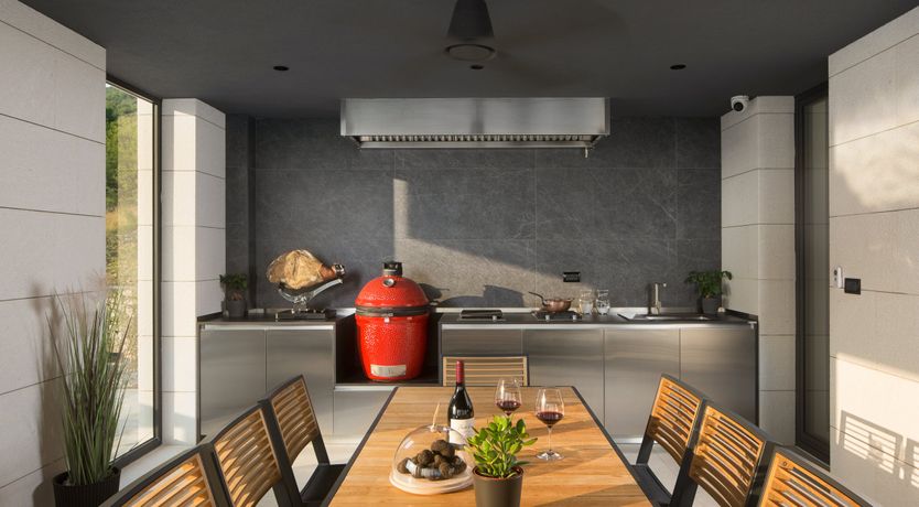 Photo of The Tomato Tree