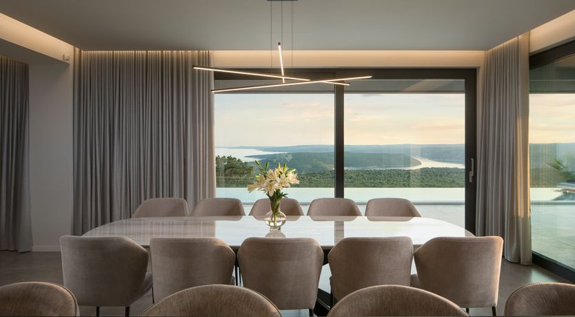 Photo of The Tomato Tree