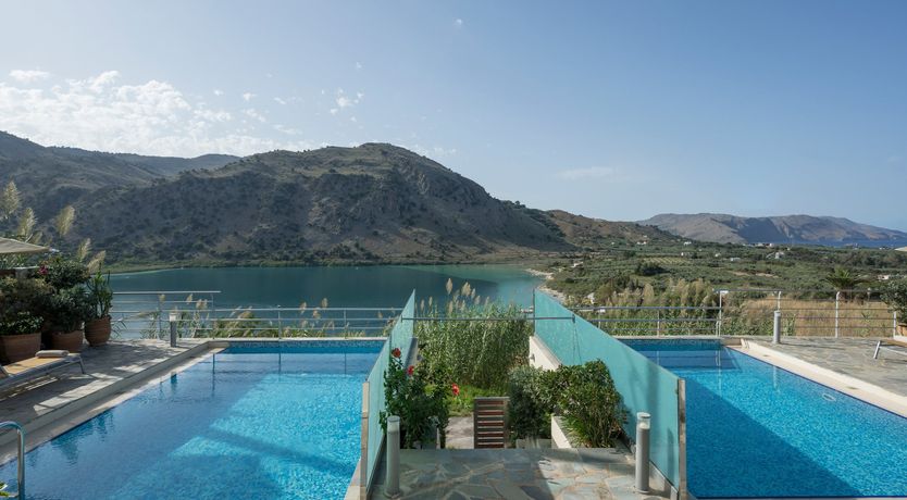 Photo of Lake Horizons