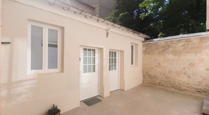 Photo of Eiffel Hideout