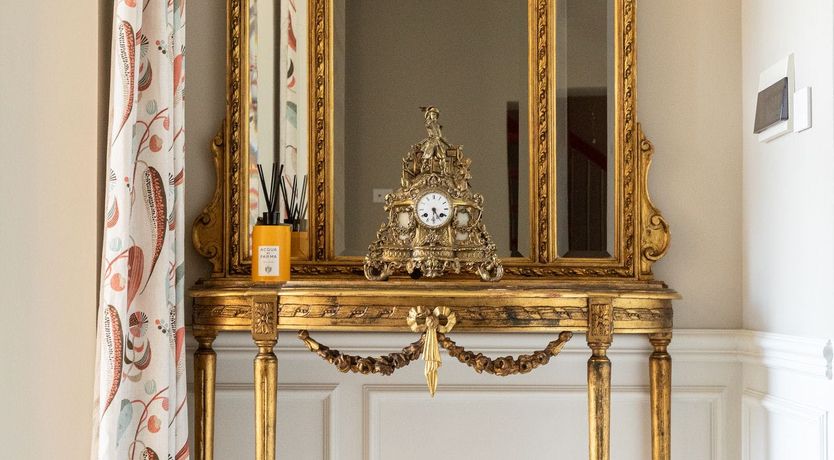 Photo of Peach & Mint