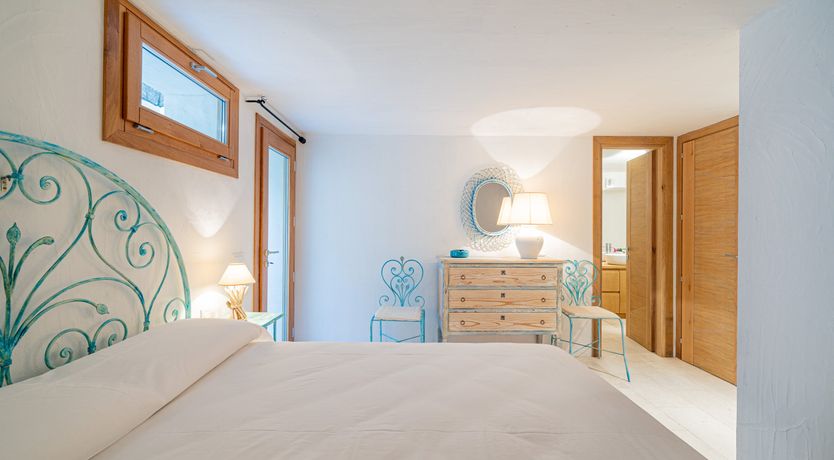 Photo of Bougainvillea Kiss