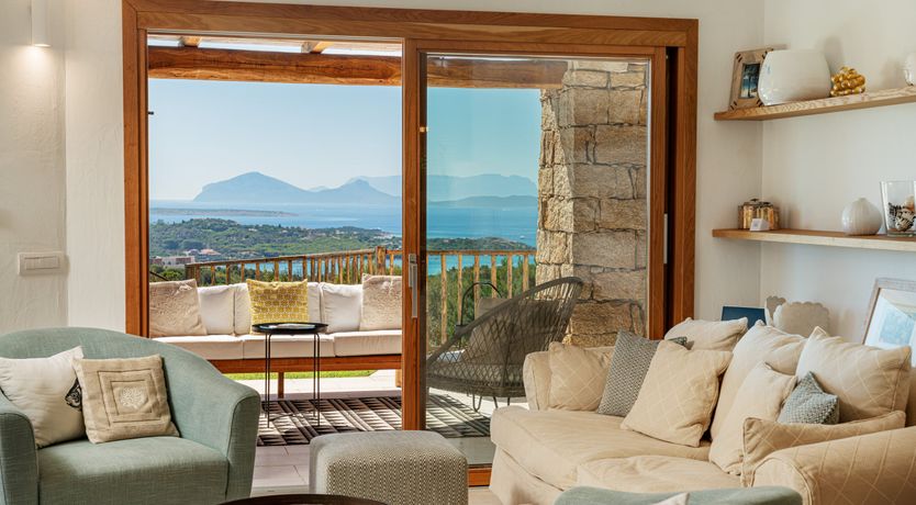 Photo of Bougainvillea Kiss