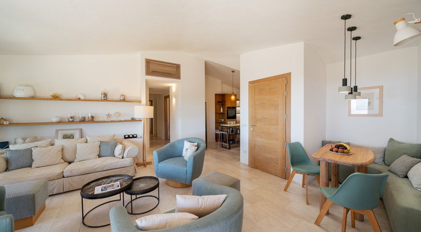 Photo of Bougainvillea Kiss