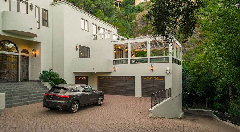 Photo of The Hollywood Ghost