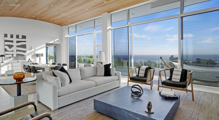 Photo of Ocean on the Horizon