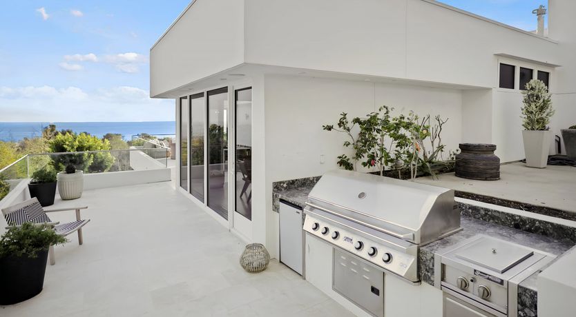 Photo of Ocean on the Horizon