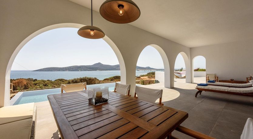 Photo of Crescent Moon View