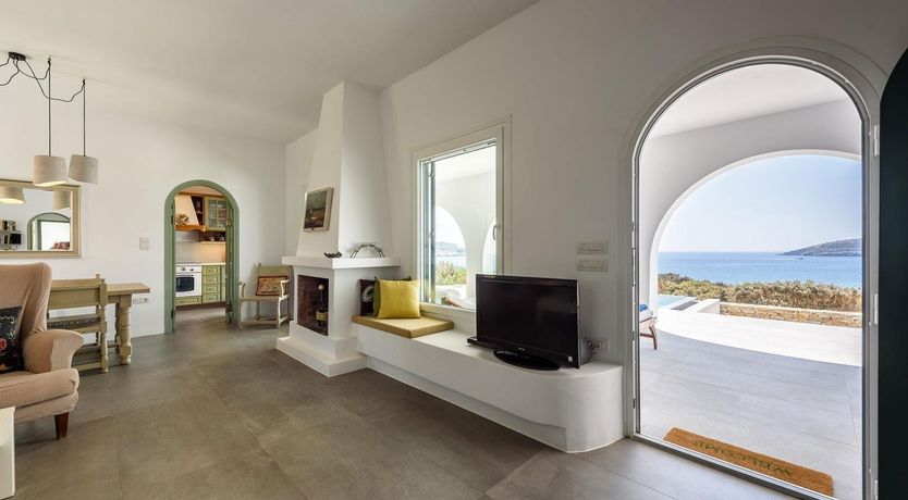 Photo of Crescent Moon View