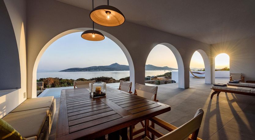 Photo of Crescent Moon View