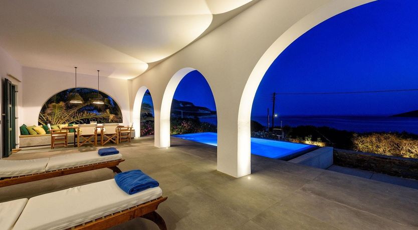 Photo of Crescent Moon View