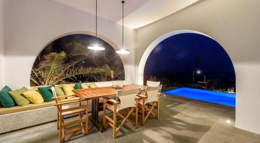 Photo of Crescent Moon View