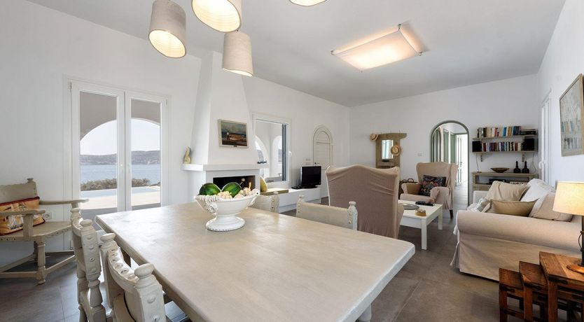 Photo of Crescent Moon View