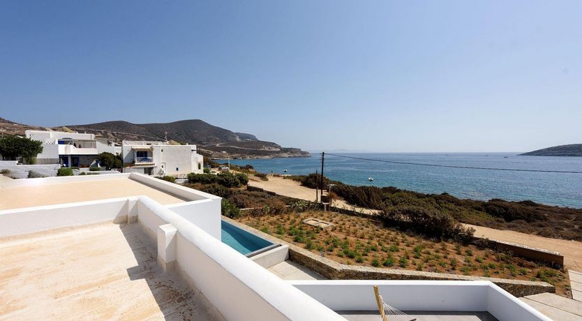 Photo of Crescent Moon View