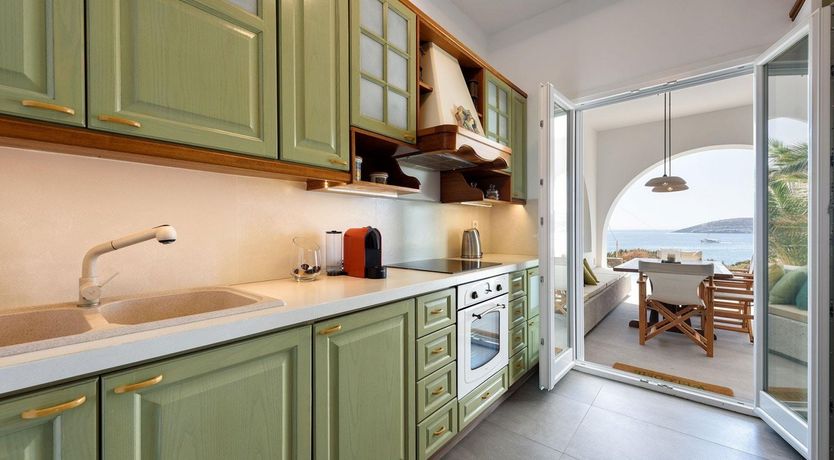 Photo of Crescent Moon View