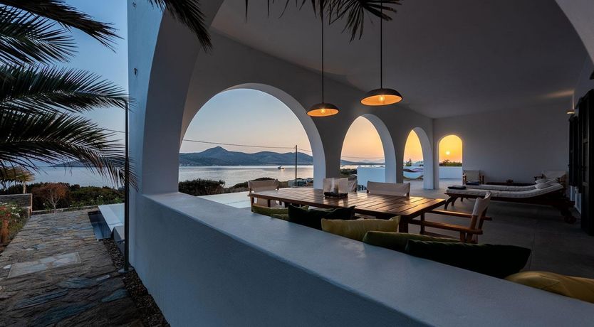 Photo of Crescent Moon View