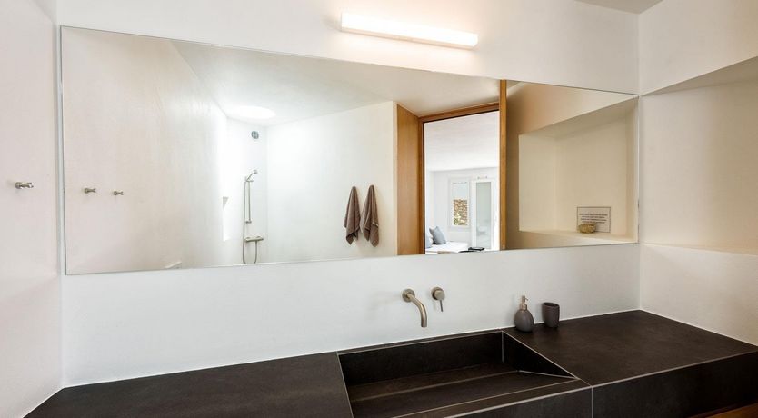 Photo of Crescent Moon View