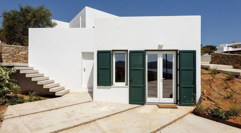 Photo of Crescent Moon View