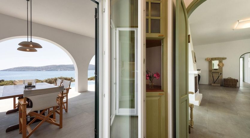 Photo of Crescent Moon View