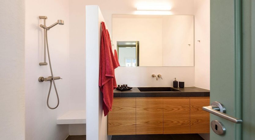 Photo of Crescent Moon View