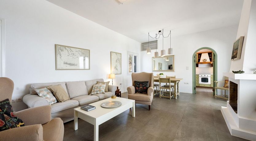 Photo of Crescent Moon View