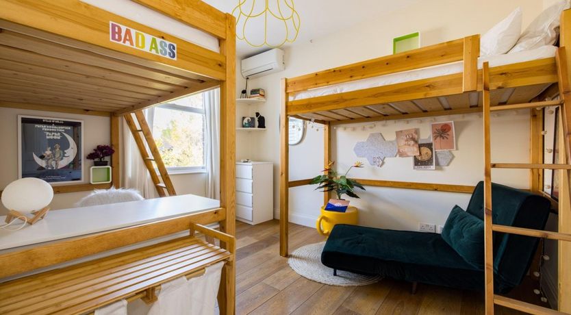 Photo of The City Singer