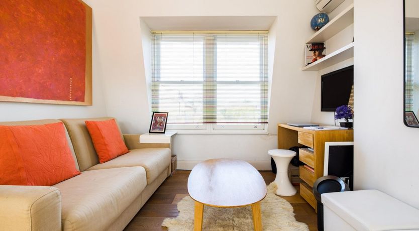 Photo of The City Singer