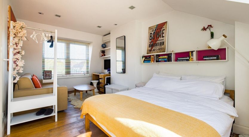 Photo of The City Singer