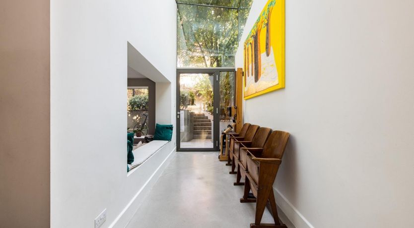 Photo of The City Singer