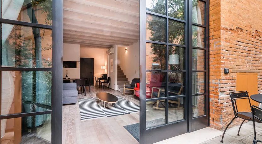 Photo of Venetian Living