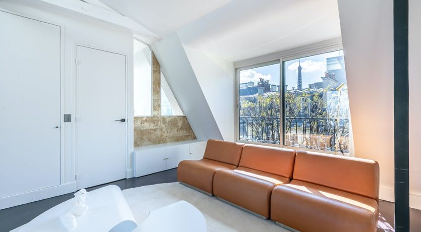 Photo of Trocadero Gem