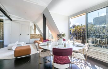 Trocadero Gem Apartment