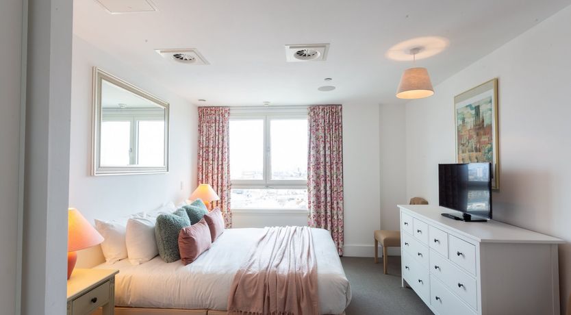 Photo of Clapham Charm