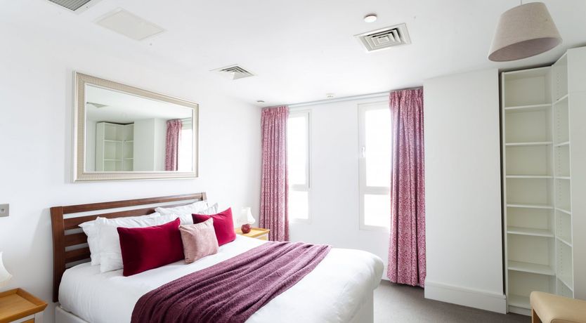 Photo of Clapham Charm