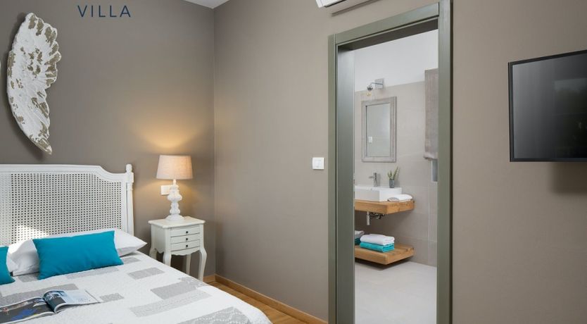 Photo of Sun on the Hills