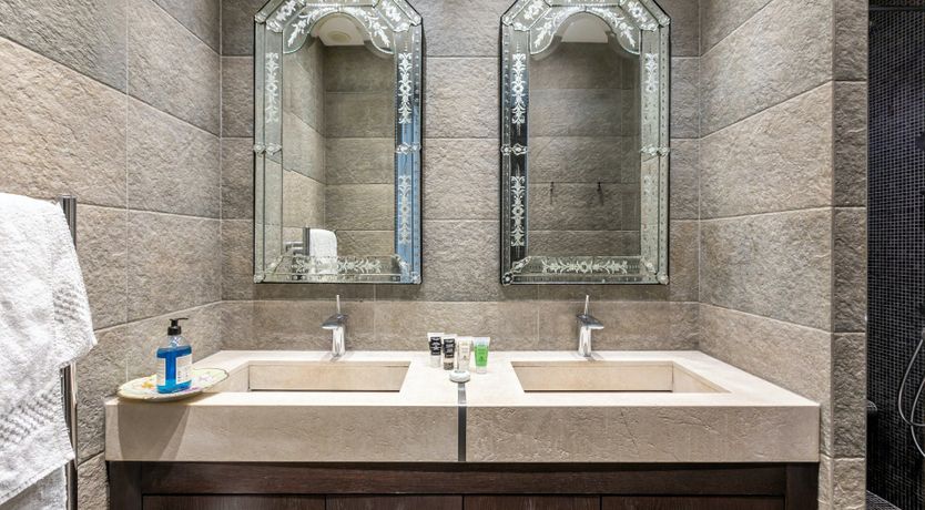 Photo of Elevated Grandeur