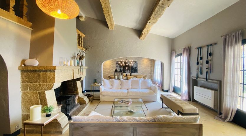 Photo of Carignan Charm