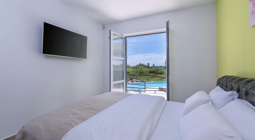 Photo of Picturesque Outlook