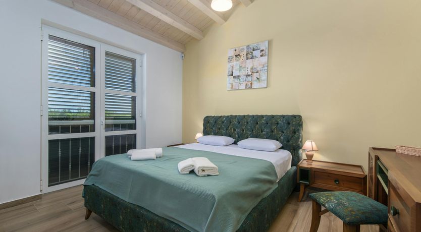 Photo of Picturesque Outlook