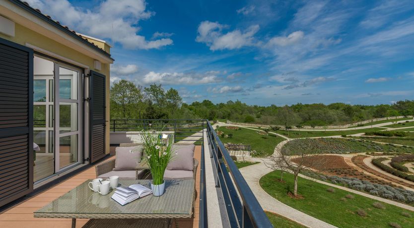 Photo of Picturesque Outlook