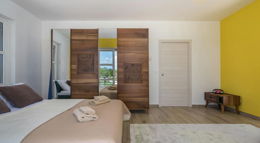 Photo of Picturesque Outlook