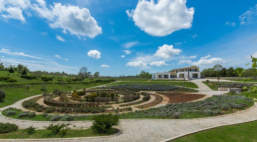 Photo of Picturesque Outlook