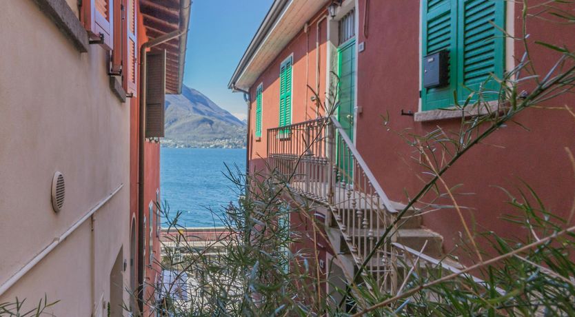 Photo of Flower of the Lake