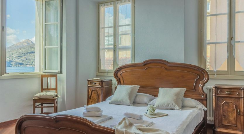 Photo of Flower of the Lake