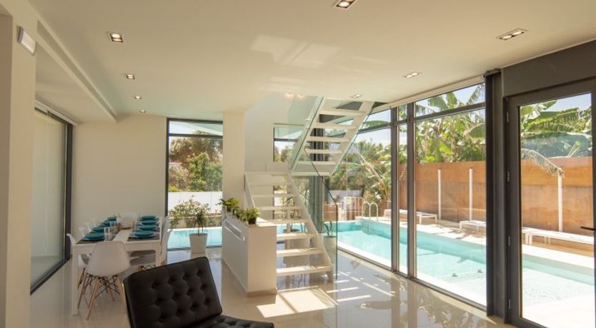 Photo of Light Reflections