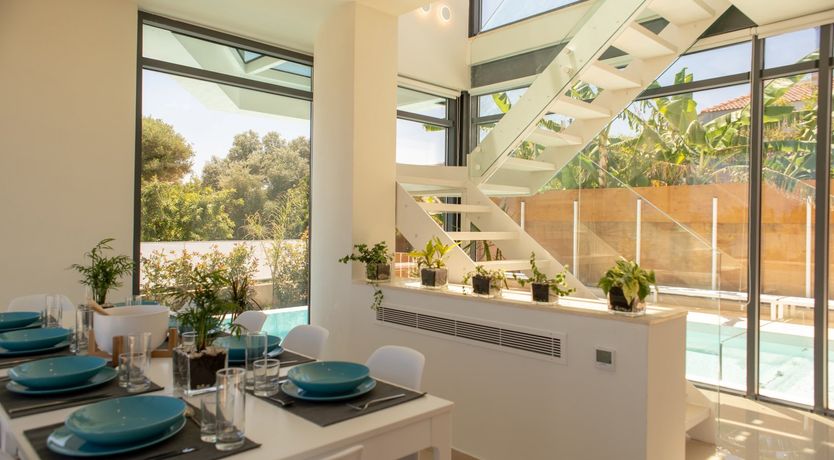 Photo of Light Reflections