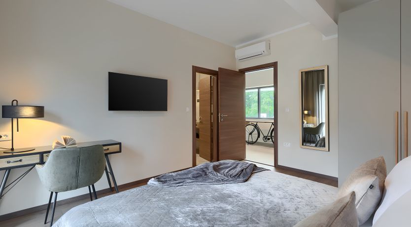 Photo of The Bluegrove